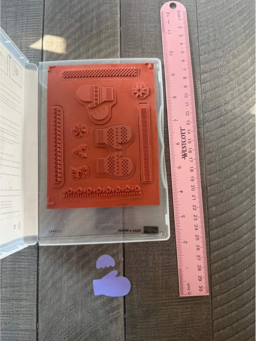 Stampin’ Up Make a Mitten stamp set with matching shape punch